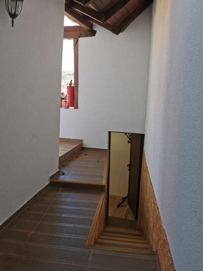Arts Guest House -Beautiful Villa For 6 Persons Велико-Тырново Экстерьер фото