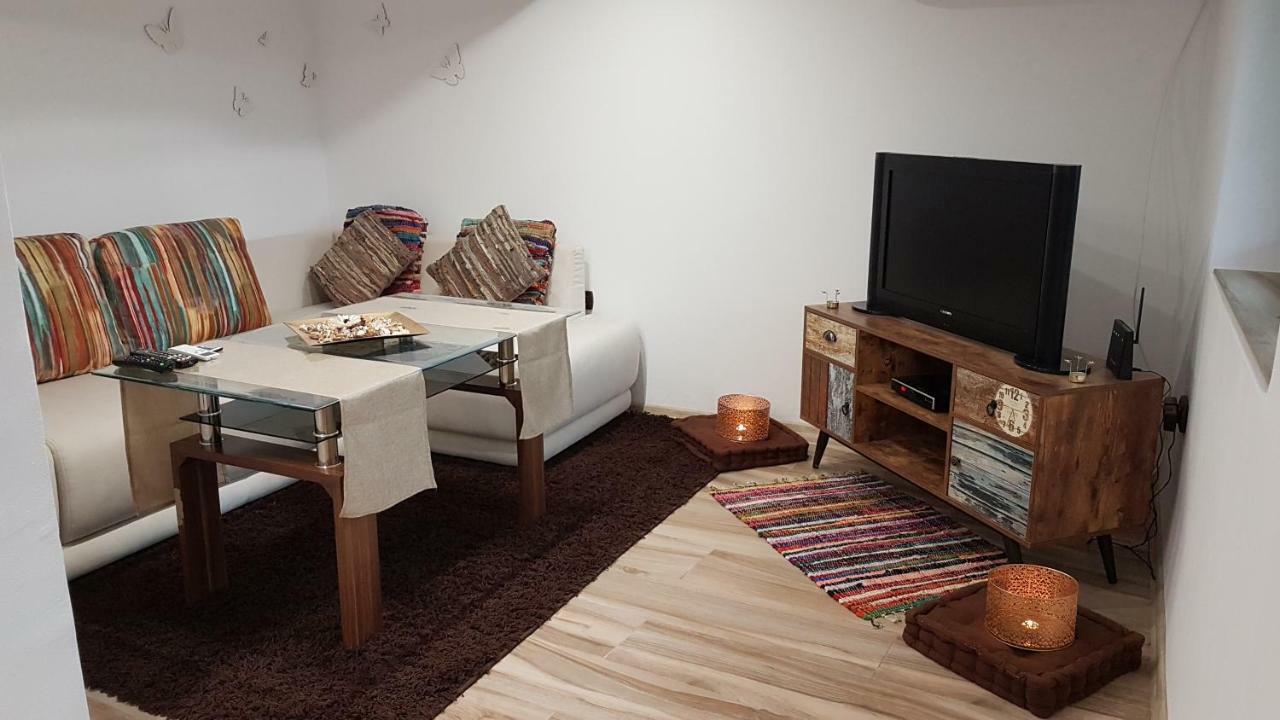 Arts Guest House -Beautiful Villa For 6 Persons Велико-Тырново Экстерьер фото